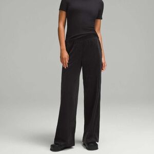 Lululemon Scuba Mid-Rise Wide-Leg Pant *Velvet Cord, Black, Size 2 - NWT
